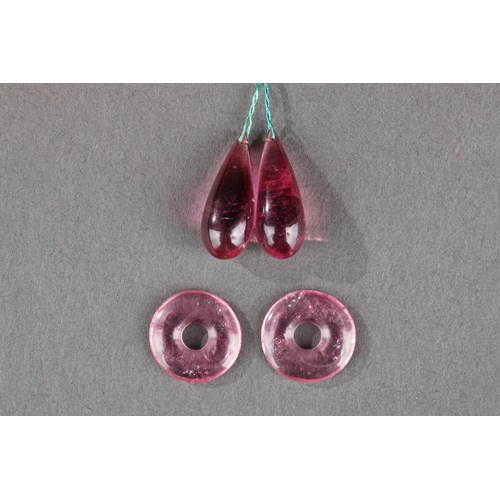 Four Chinese tourmaline pendant ,two drop-shapedand two ring-shaped